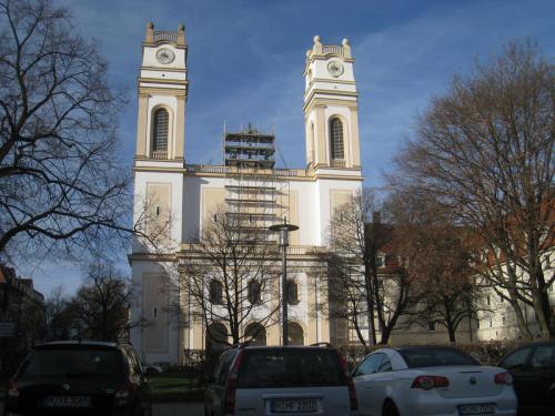 St. Korbinian Fassade nach der Sanierung